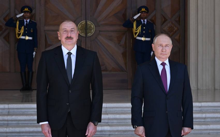 Official welcome ceremony for President of Russia Vladimir Putin commences